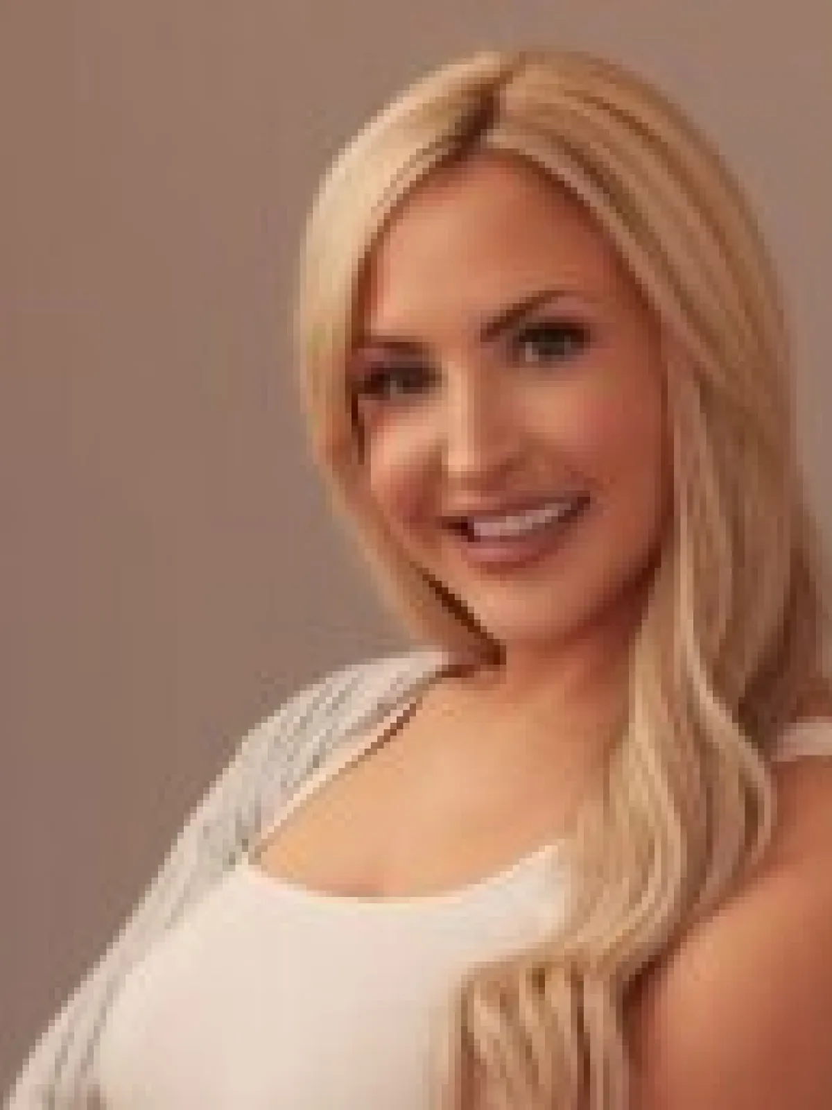 Emma Jones Agent uai 258x172